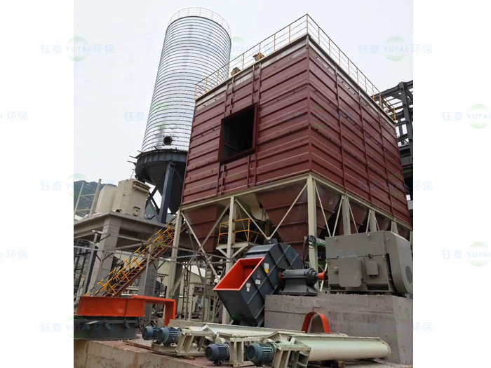 長沙市嶽(yuè)麓區80萬噸水泥粉磨站布袋除(chú)塵器發貨 長沙市(shì)嶽(yuè)麓區80萬噸水泥粉磨站布袋除塵器發貨